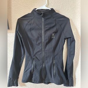 1st Phorm performance running jacket. Size xs. Worn once.